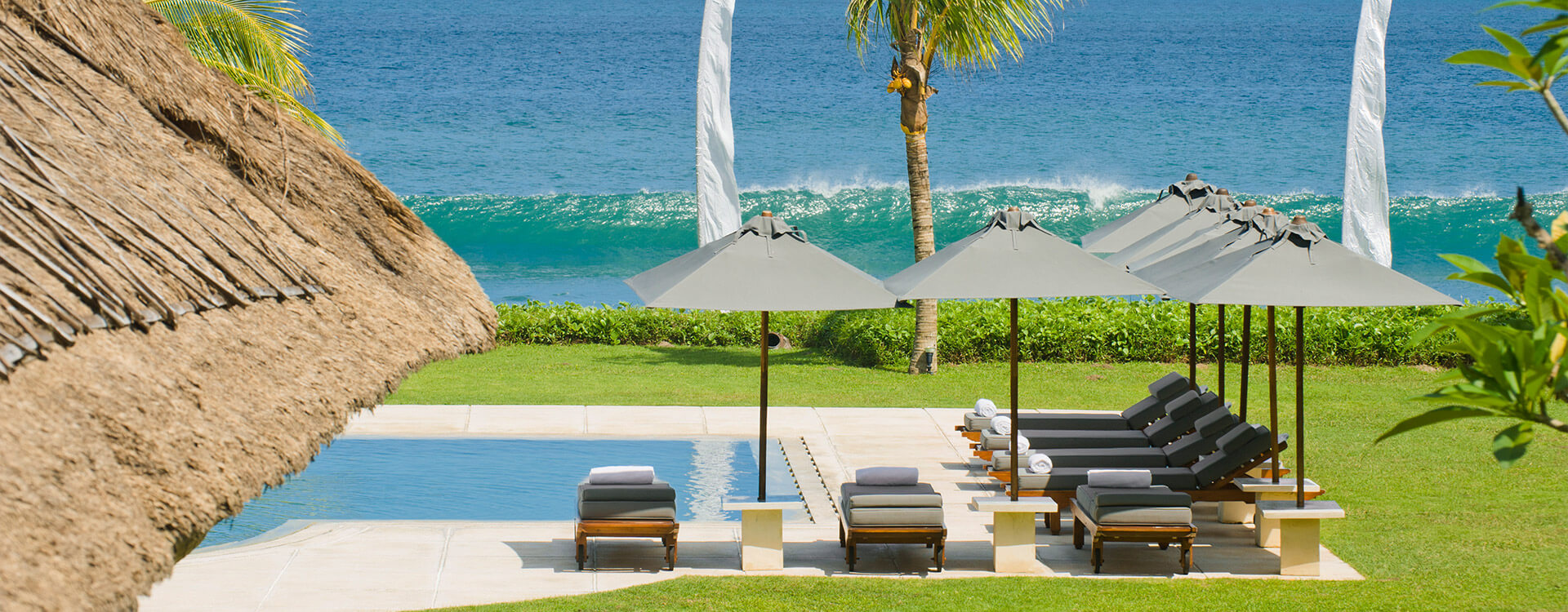 Atas Ombak - Pool chairs 2